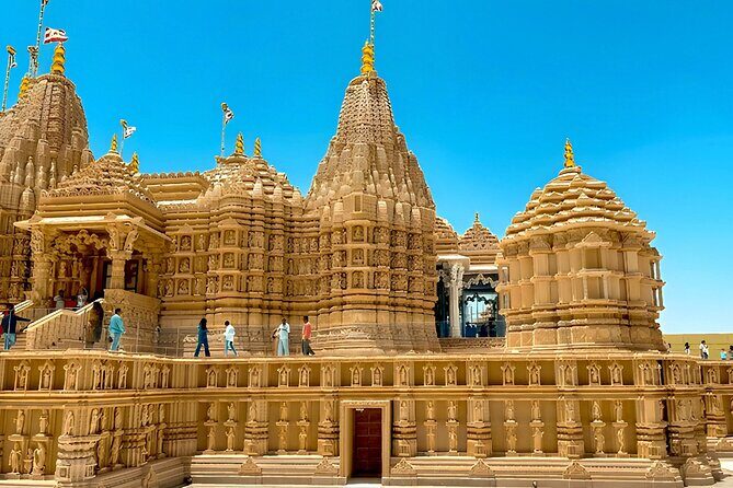 BAPS Hindu Temple And Sheikh Zayed Mosque Tour - An In-Depth Look at the Abu Dhabi Day Trip