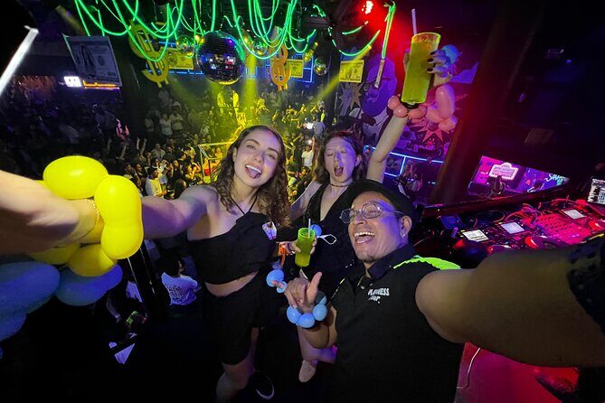 Bar Crawl Madness Tour in Cancun - What to Expect on the Tour