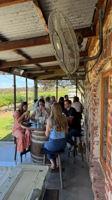 "Barossa Tour from Adelaide: 4 Tastings & Lunch Included" - FAQ