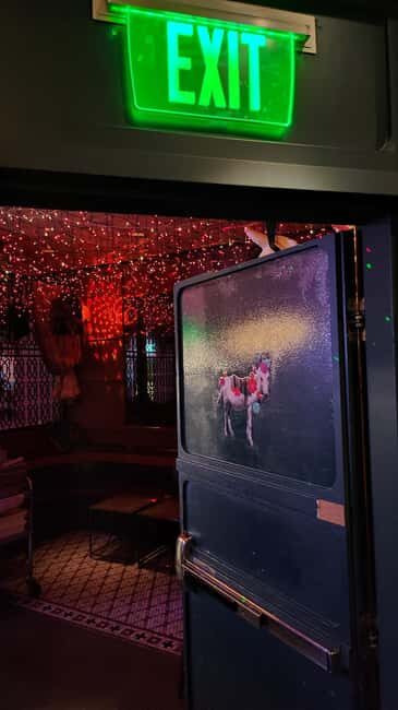 Bars Unknown: The Las Vegas Strip Bar Crawl - Key Points