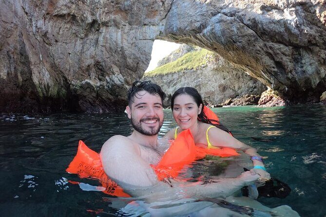 Basic Marietas Islands Tour Snorkeling Playa Nopalera and more - Diving Deeper into the Marietas Islands Tour