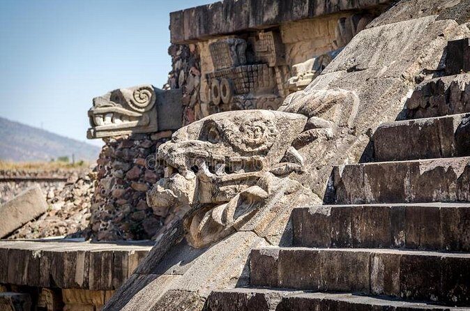 Basilica and Teotihuacan Tour in Spanish, from Mexico City - FAQs