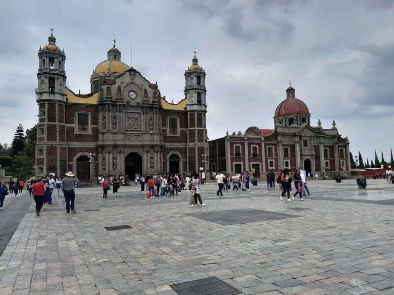 Basilica de Guadalupe: Complete Walking Tour - An Authentic Journey Through the Basilica de Guadalupe