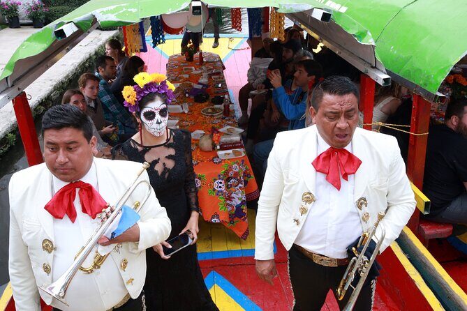Bastards of Mexico: Unfiltered Tour of the Historic Center - Exploring Mexico City with the Bastards of Mexico Tour