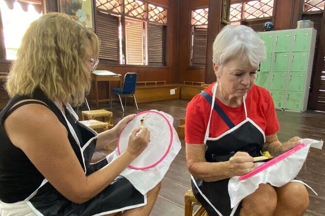 Batik Heritage Introduction Class with Lunch & Souvenir - Exploring the Itinerary in Detail