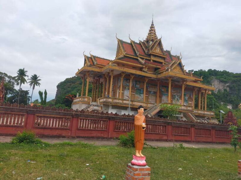 Battambang: Tuk-Tuk, Bamboo Train, Killing/Bat Caves, Sunset - Key Points
