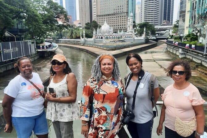 Batu Caves & Kuala Lumpur Full-Day City Tour - Authentic Experiences and Traveler Feedback