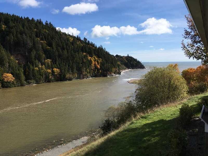 Bay of Fundy Tour by Luxury Car - FAQs