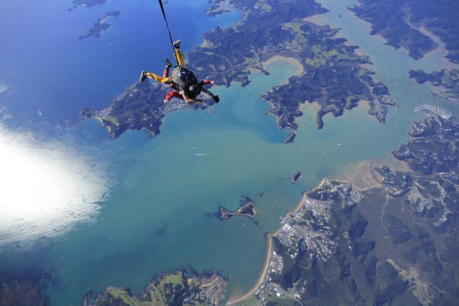 Bay of Islands: 12,000ft Skydive - Introduction