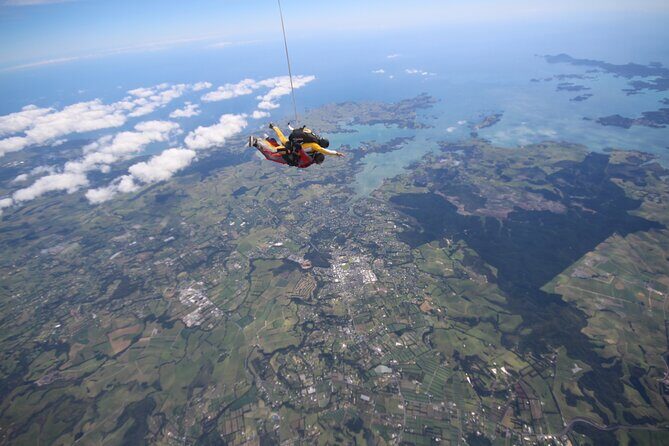 Bay of Islands: 9000ft Skydive - An Enthusiast’s Look at the Bay of Islands 9,000 ft Skydive