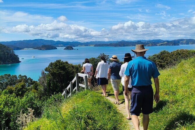 Bay of Islands: Day Sailing Cruise with Island Stop and Lunch - FAQ
