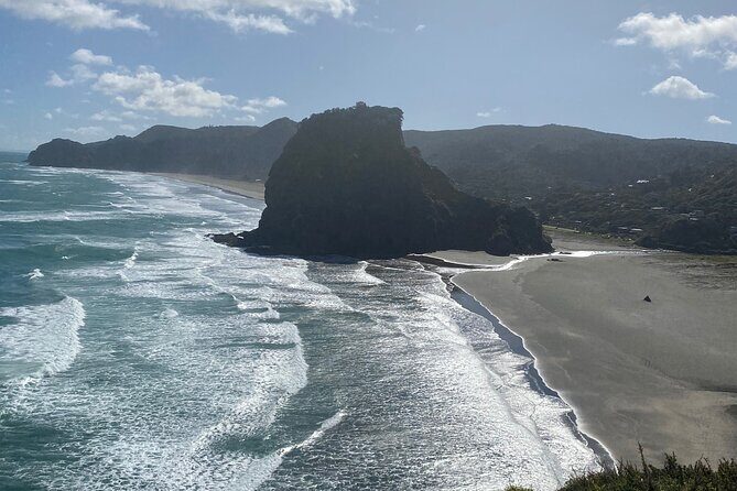 Bay of the Boisterous Seas Piha & Karekare - Introduction