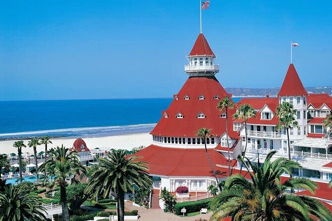 Beach and shopping Tour in San Diego (Private) - Key Points