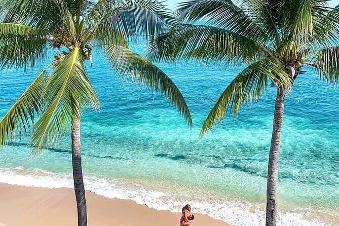 Beach please / Beach day in Ocho Rios Jamaica - Introduction