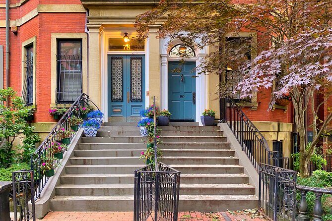 Beacon Hill + Back Bay History + Photo Walking Tour(SMALL Group) - A Deep Dive into the Beacon Hill + Back Bay Tour