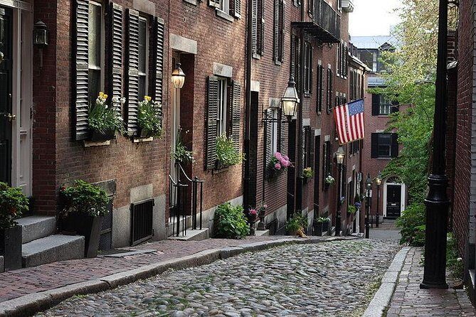 Beacon Hill Boston History + Photo Walking Tour (SMALL Group) - Key Points