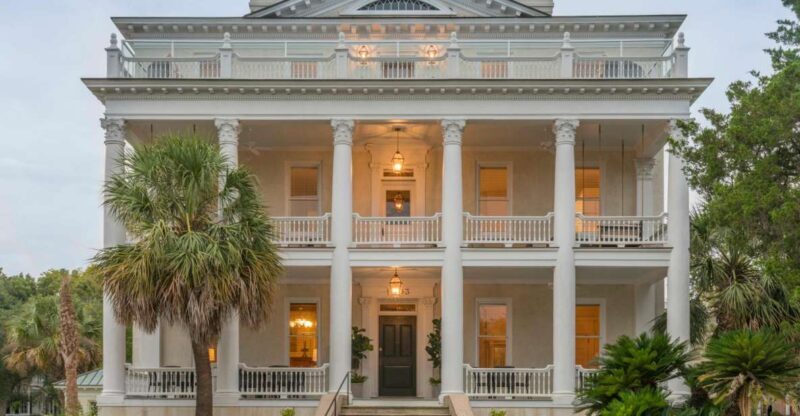 Beaufort: Pat Conroy's Beaufort Tour by Golf Cart - Key Points