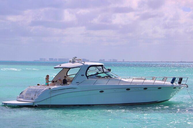 Beautiful SUNDANCER 60ft Private yacht / 18PAX 25P15 - Frequently Asked Questions