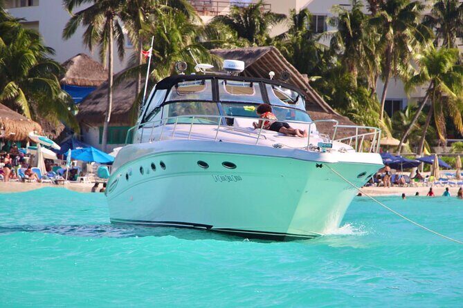 Beautiful Yacht SeaRay 48ft / 15PAX 25P16 - Exploring the Yacht Experience in Detail