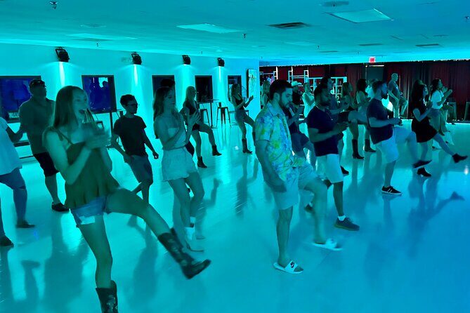 Beginner's Line Dancing Class with Instructor in Nashville - An In-Depth Look at the Experience