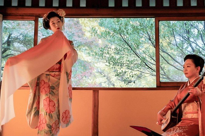 Behind the Curtain Geisha Rehearsal in Nagoya - Who Will Enjoy This Tour?