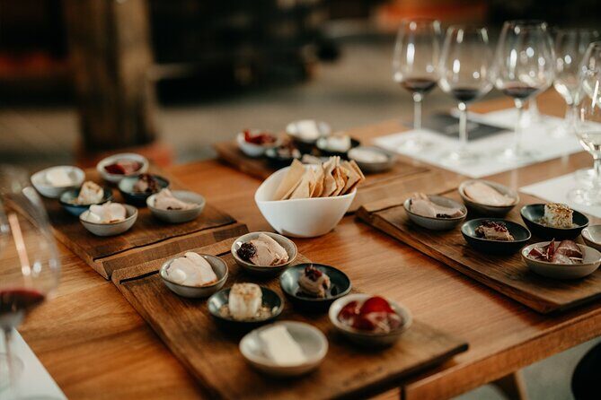 Behind The Scenes Tour with Food & Wine Pairing - Key Points