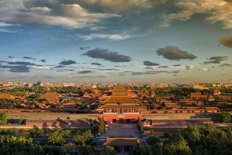 Beijing: 2 Hour Jingshan & Beihai Park Private Walking Tour - A Closer Look at the Tour Experience