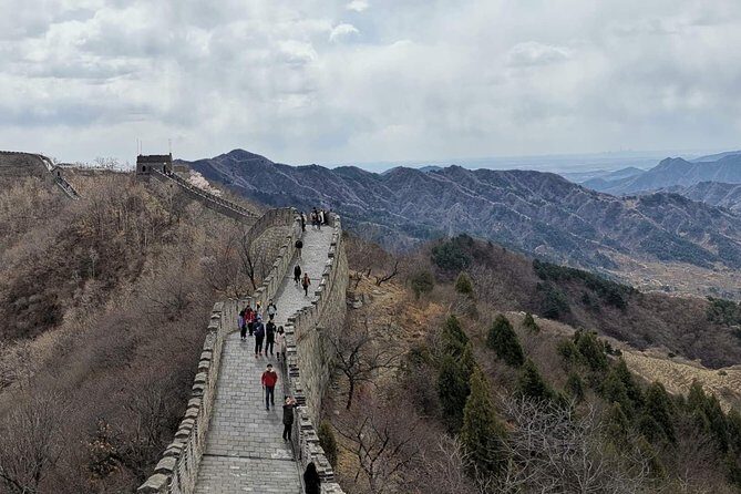 Beijing Airport to Mutianyu Great Wall Private Trip VIP Parking - Who Is This Tour Best For?