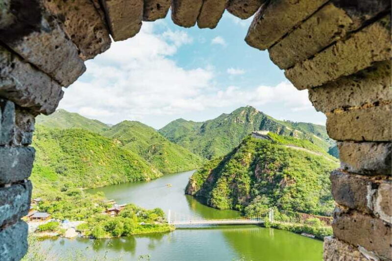 Beijing: Huanghuacheng Lakeside Great Wall Bus/Private Tour - Discovering the Hidden Gem: Beijing’s Huanghuacheng Lakeside Great Wall Tour