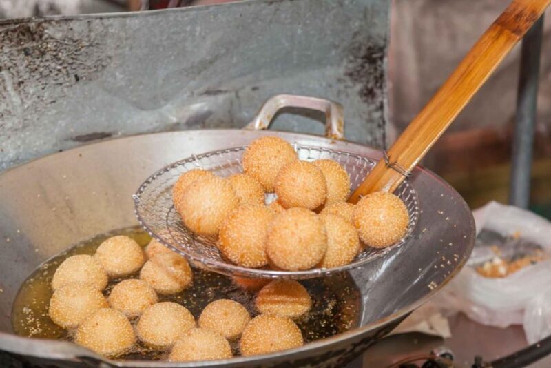 Beijing: Hutong Culinary Walking Tour with 15+ Tastings - Key Points