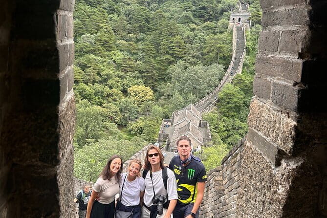Beijing Private Day Tours: Forbidden City & Mutianyu Great Wall - Scenic Drive and Arrival at Mutianyu