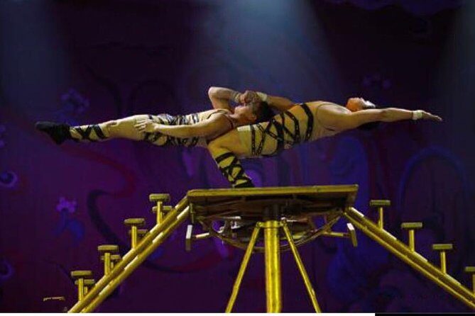 Beijing Red Theater Acrobatic Show with Private Transfer Service - An Authentic Night of Beijing Acrobatics