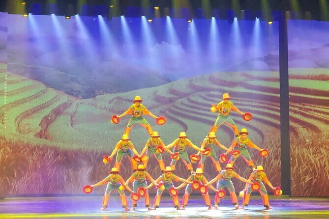 Beijing Red theatre Acrobatics Show Ticket - An In-Depth Look at the Red Theatre Acrobatics Show