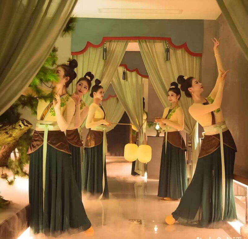 Beijing Royal Dinning Experience with cultural performance - What to Expect: A Carefully Curated Journey