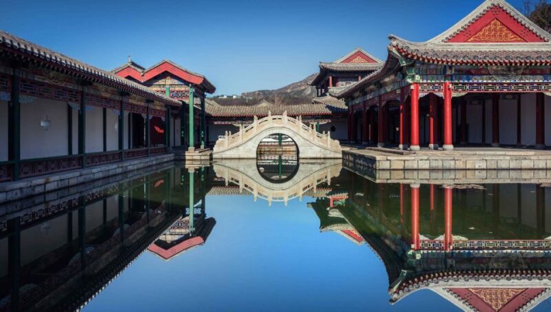 Beijing: Simatai Great Wall & Gubei Water Town Private Tour - Key Points