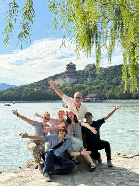 Beijing: Summer Palace 3 Hours Guided Tour with Entry Ticket - Exploring the Beijing Summer Palace: A 3-Hour Guided Tour Review