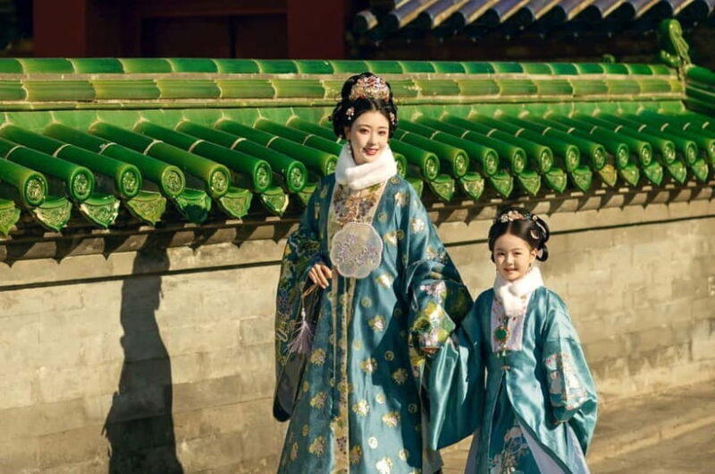 Beijing Traditional Hanfu Experience & Photoshoot for Groups - In-Depth Look at the Experience
