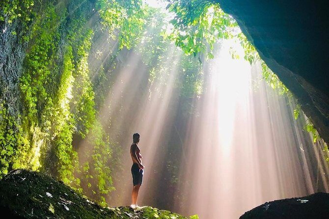 Beji Guwang Hidden Canyon With Tukad Cepung Waterfalls - Key Points