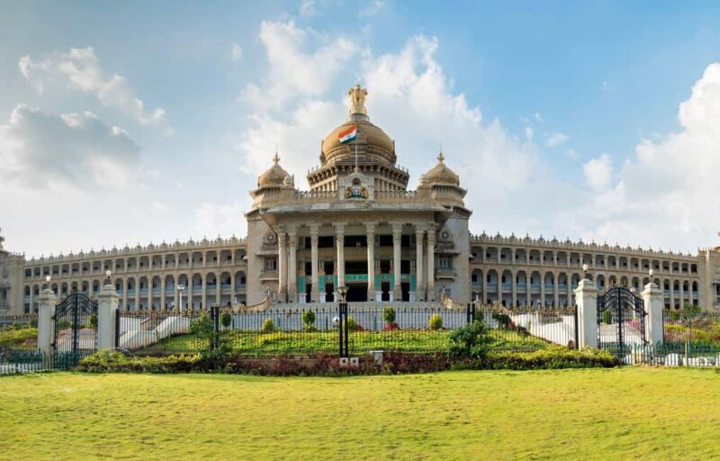 Bengaluru: Private Tour with Hotel Pickup and Drop-off - Transportation and Group Dynamics