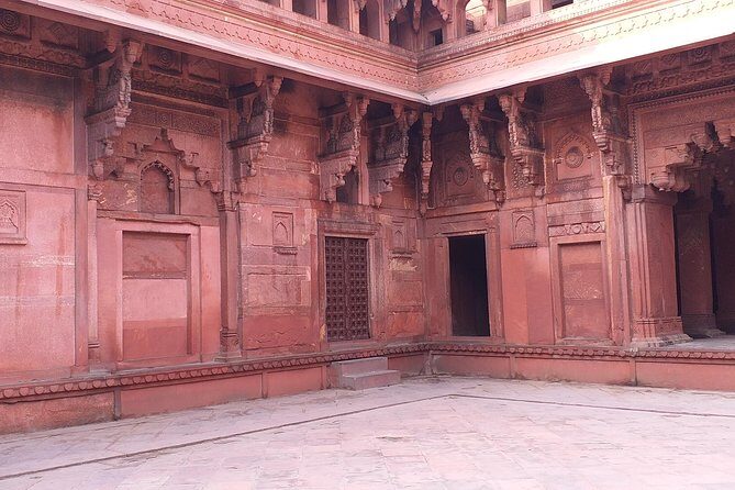 Bengaluru to Agra Taj Mahal Same Day Trip with Flights and lunch - What Travelers Are Saying