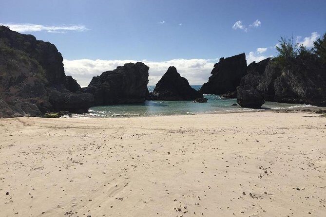 Bermuda Beach Hop Experience - The Sum Up
