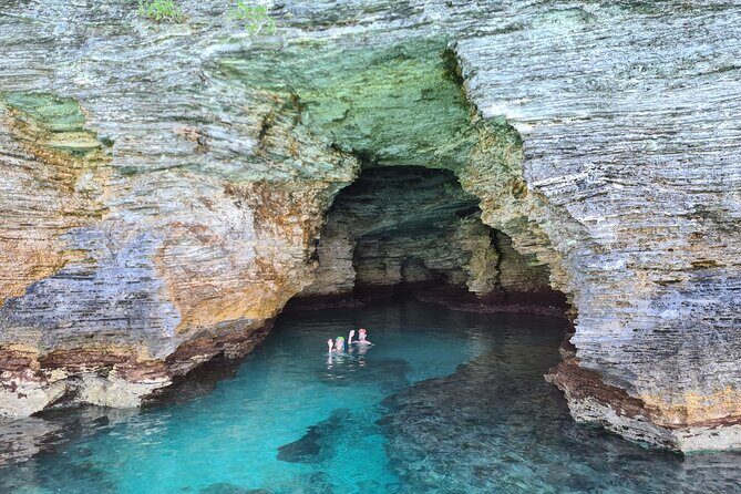 Bermuda Private Boat Charter: Snorkel, Cliff Jumping & Sightseeing - Bermuda Private Boat Charter: Snorkel, Cliff Jumping & Sightseeing — An Authentic Ocean Adventure