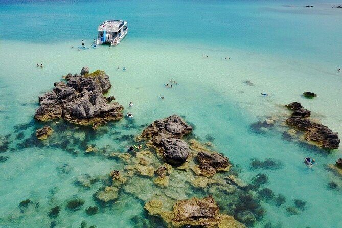 Bermuda Sundeck Sightseeing and Snorkel Experience - Key Points