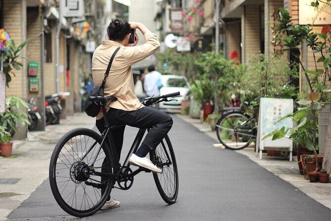 Best E-bike Cycling Tour in Taipei - Includes Local Food & Drinks - Key Points
