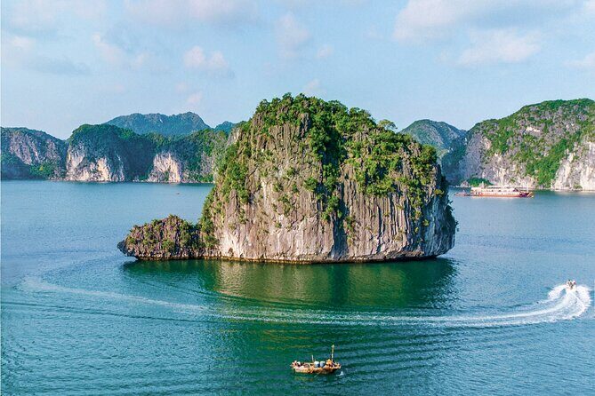 Best love - Full Day Boat Tour to Lan Ha Bay and Ha Long Bay - Introduction: An Authentic Day on the Water