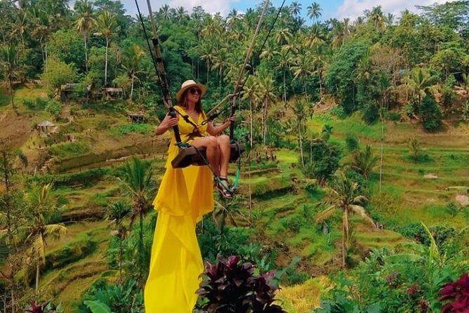 Best of Bali Jungle Swing with Ubud Sightseeing Tour - The Dining and Refreshment Experience