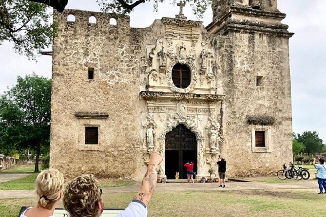 Best of San Antonio Small Group Tour with Boat + Tower + Alamo - The Sum Up
