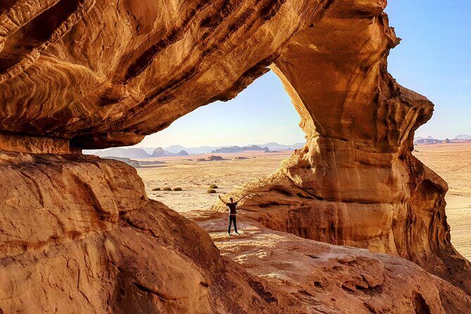 Best of Wadi Rum | Full day jeep tour + overnight in bedouin camp | Pack all-in - An Overview of the Wadi Rum Full-Day Jeep Tour + Overnight Stay