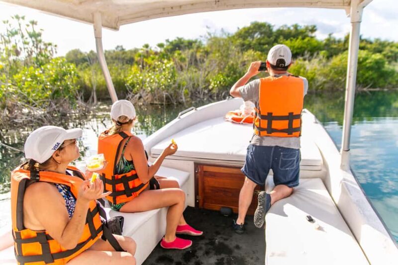 Beyond Bacalar: Private Cruise on the Pirate Route + Slow River + Lunch - Key Points