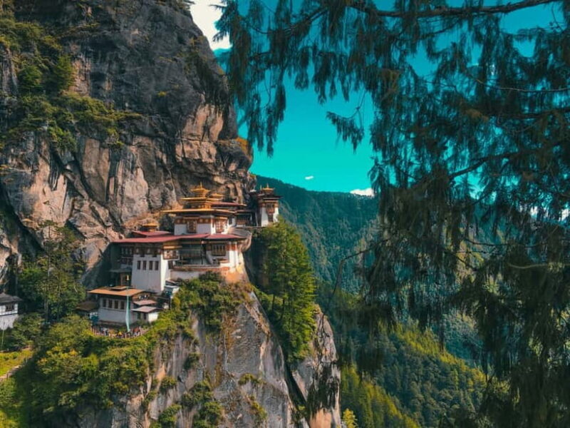 Bhutan: 7-Day Tour with Tigers Nest & Meals all inclusive - Key Points